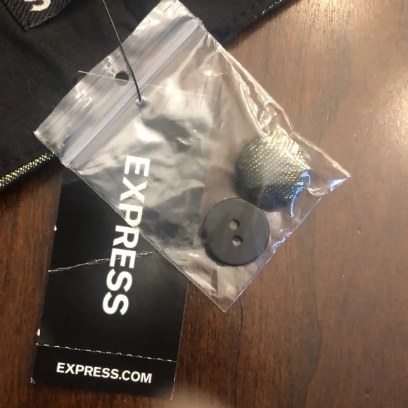 Golden Dress Shorts by Express - Picture 16 of 17